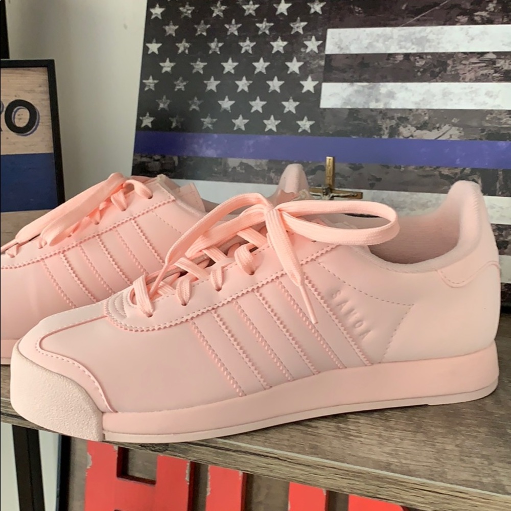 Brand new never worn ADIDAS blush pink tennis shoe